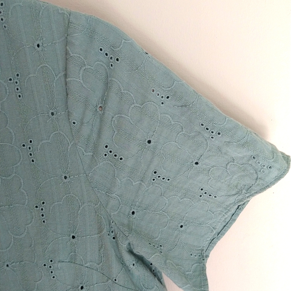 Madewell Embroidered Eyelet Tiered Button-Front Dress in Summer Breeze. - Picture 8 of 12